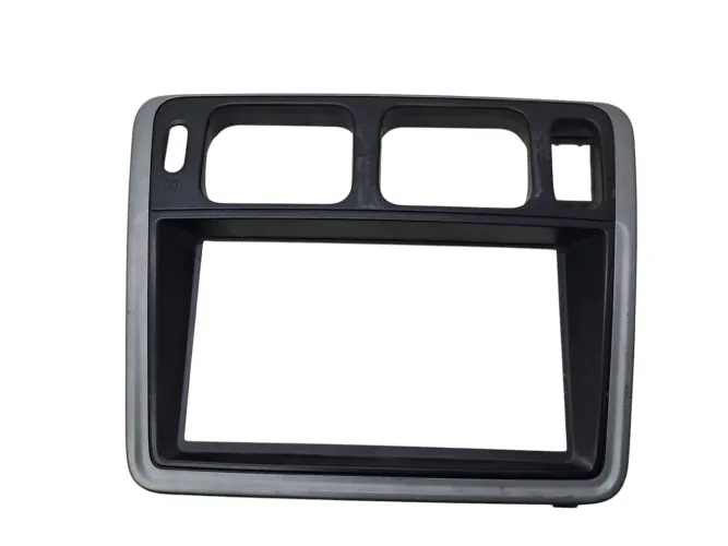Moldura Central Painel Mitsubishi Pajero Tr4 10/11 Detalhe