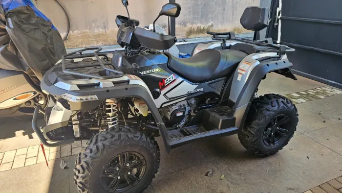 Quadriciclo Ventura M550 l 