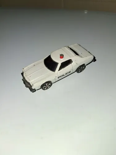 Carrinho de ferro coleção starsky e hustch dos anos 70 Ford gran torino