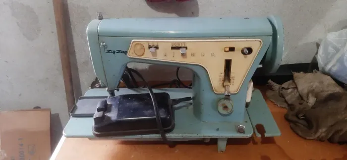 Máquina de custura