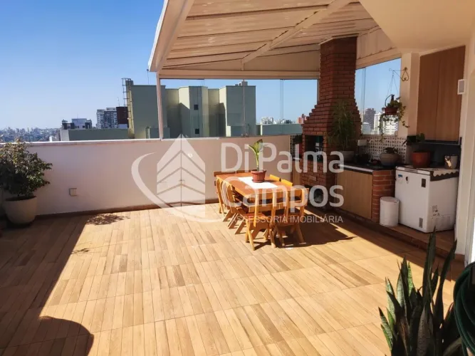 Cobertura duplex com 131m² à venda no Tatuapé.