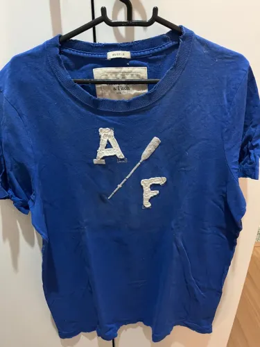 Camiseta Abercrombie & Fitch Azul