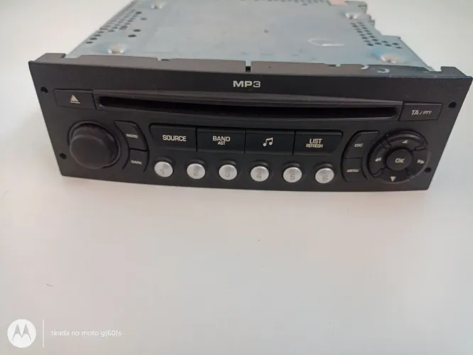 Som automotivo MP3 original Peugeot Citroen