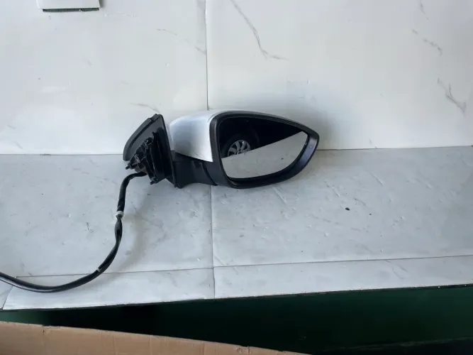 Retrovisor Do Passat 2011/15 Lado Direito