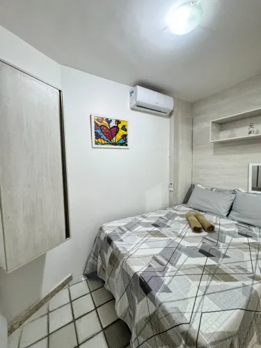 Aluga-se apartamento beira-mar mobiliado - 2/4