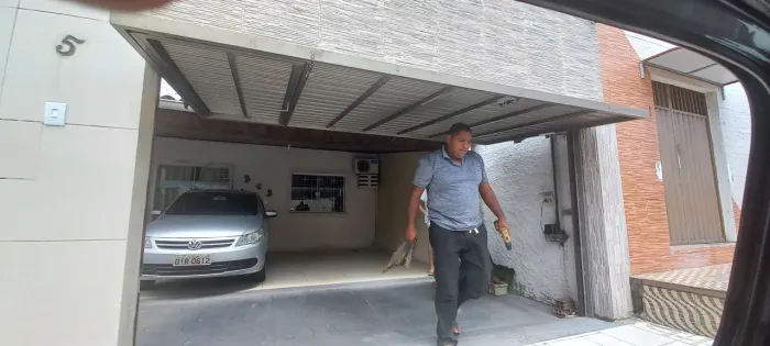 Manutenção de portão de alumínio 