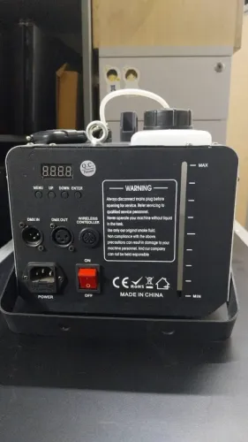 MÁQUINAS DE FUMAÇA SHOW TECH ST MFH 12220 