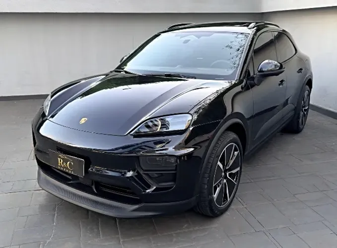 PORSCHE - MACAN 4S ELÉTRICA
