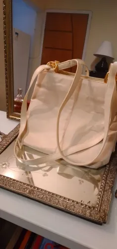 Bolsa de ombro elegante