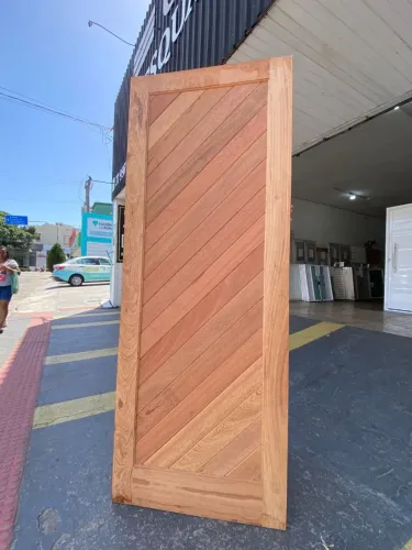 CORRE QUE ACABA - PORTAS DE MADEIRA A PARTIR DE $189,00