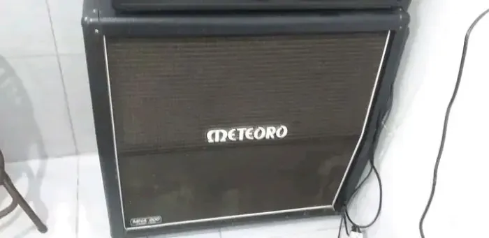 Gabinete Meteoro MHA 900 LEAD 1993