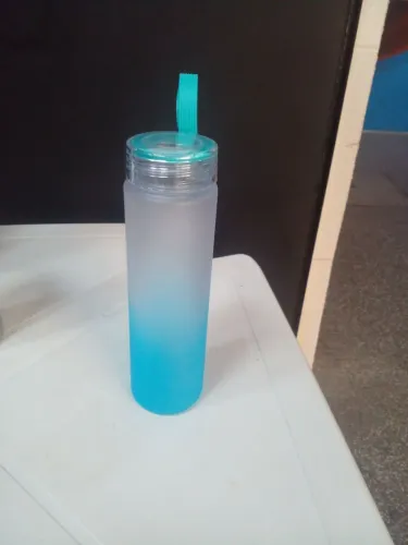 Garrafa Térmica Degradê com Alça - Ideal para Camping