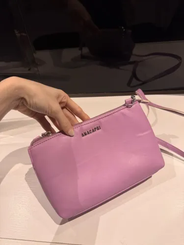 Bolsa Lilás feminina Anacapri