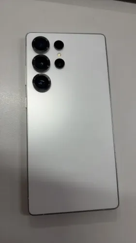 SAMSUMG GALAXY S25 ULTRA