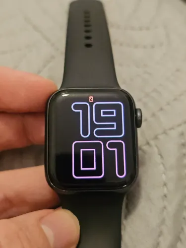 Apple Watch Series 5 - 40mm - LTE - Bateria 97%