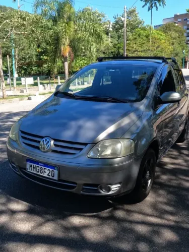 Volkswagen Fox City 1.0mi/ 1.0mi Total Flex 8V 3P 2005