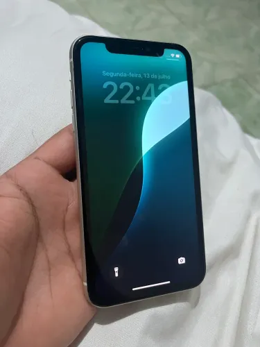 iPhone 11 64g Branco