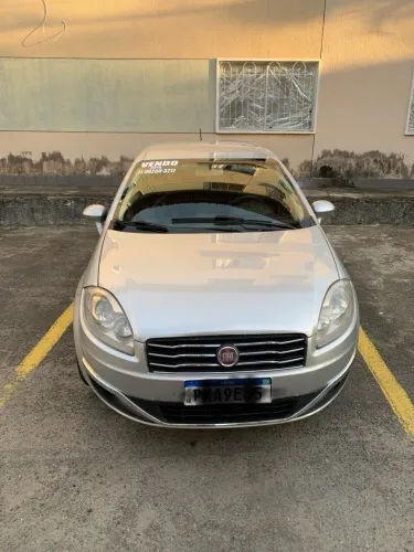 Fiat Linea Essence 1.8 Flex 16V 4P 2016