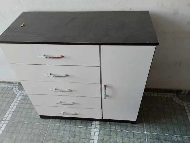 Cômoda ótimo Estado