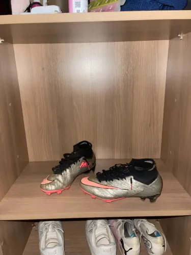Chuteira Mercurial 1Linha das Antigas 