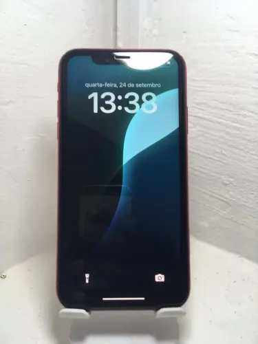 VENDO OU TROCO IPHONE XR. 80% de saude e funciona o Face ID 