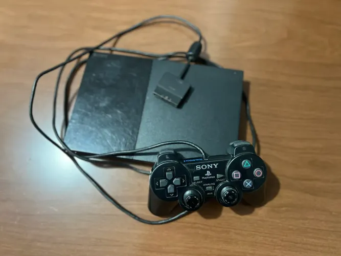 PlayStation 2 Slim + Controle + Memory Card + Jogos