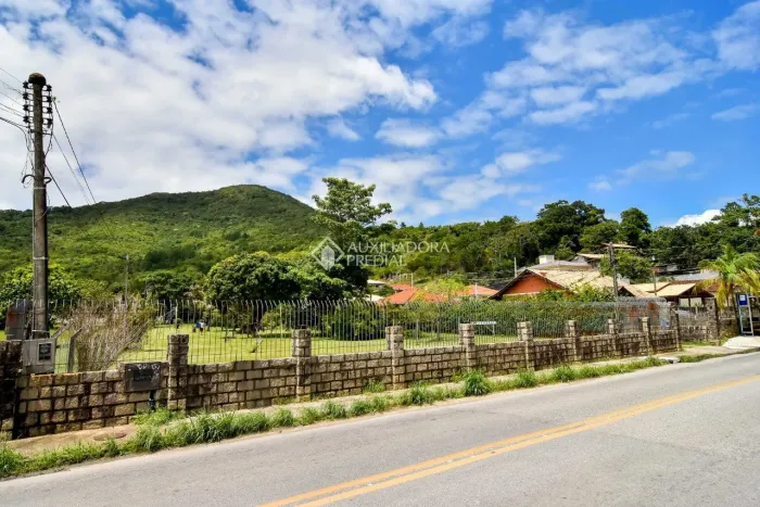 Terreno 37.500m²
