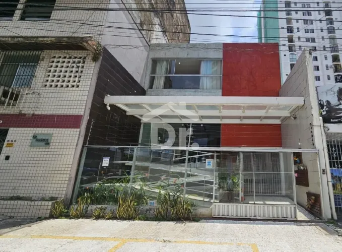Imóvel Comercial de 750m² para Locação em Belém-PA, Bairro Umarizal: Encontre o Espaço Per