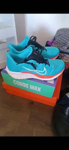 Tênis Nike