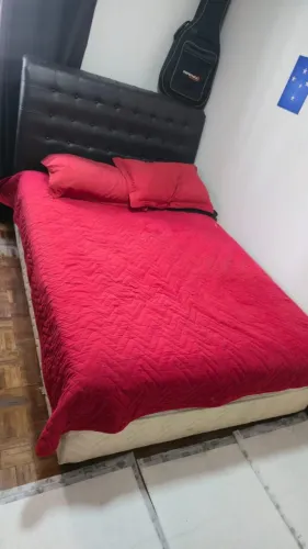 Cama de casal com colchão