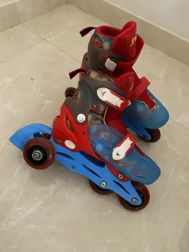 Patins homem aranha