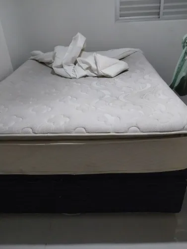 Cama box casal