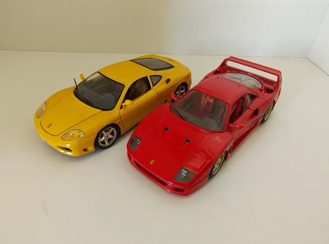 Ferrari F40 e F360 Modena - Burago 1:18