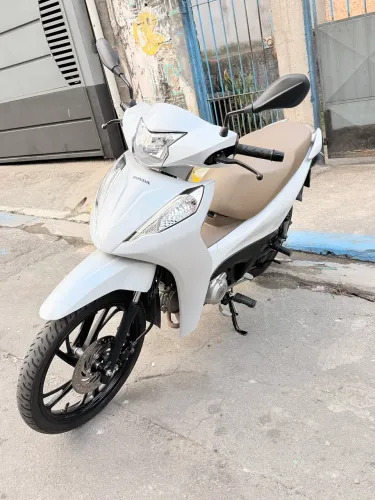 Honda Biz 125 2025