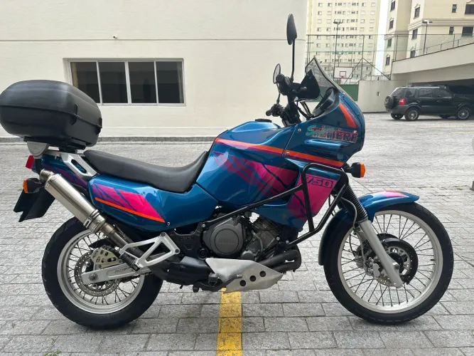 Super Tenere 750 ano 98 relíquia. Original 3dono