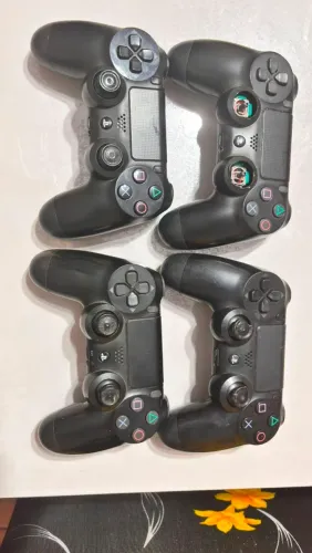 Lote controles Ps4 com defeito