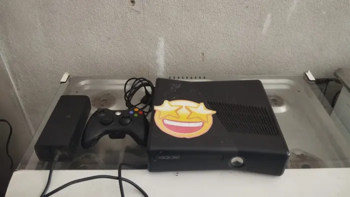 Vendo videogame xbox 360 