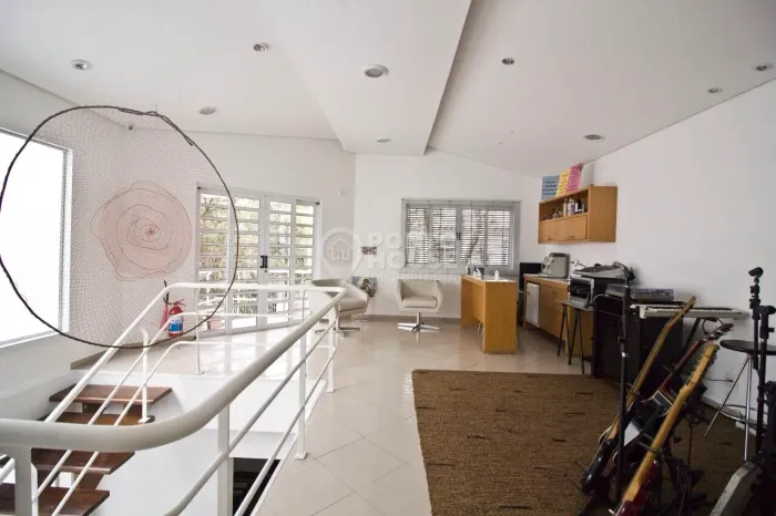 Comercial à venda Vila Mariana, 7 salas, moderno e vago, próximo à Afonso Celso