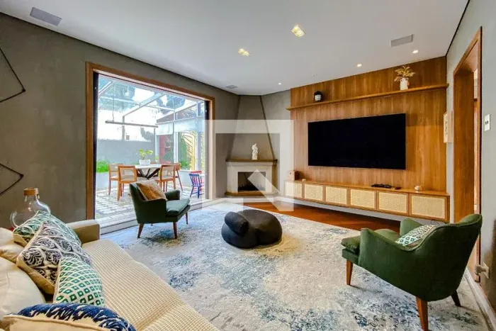 Casa à Venda - Vila Mariana, 5 Quartos, 240 m2