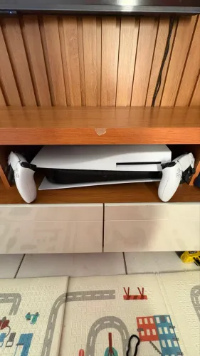 PlayStation 5 - PS5 - Play 5