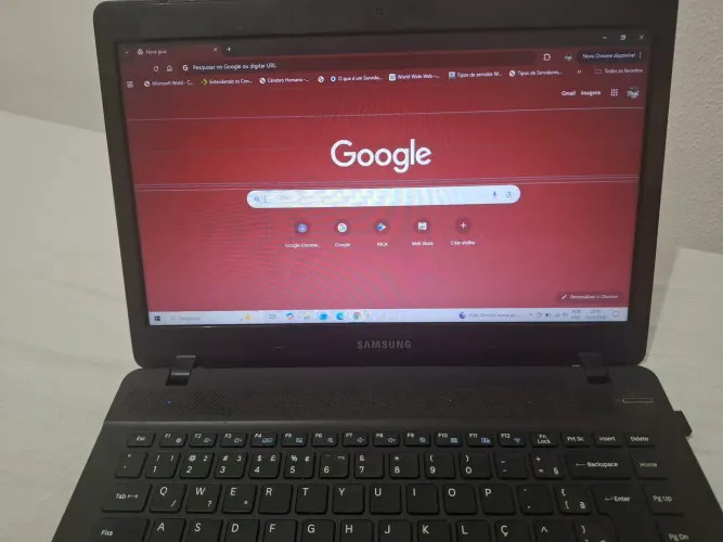 Vende-se notebook Samsung usado (acompanha carregador)