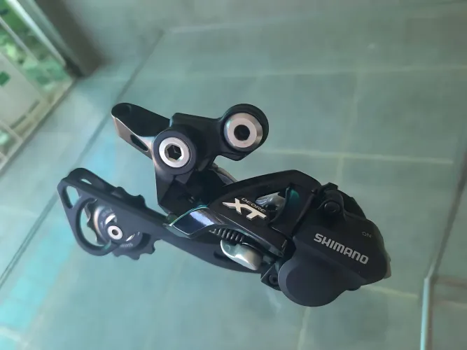 Cambio Shimano Deore XT RD-M786- SGS (NOVO!)