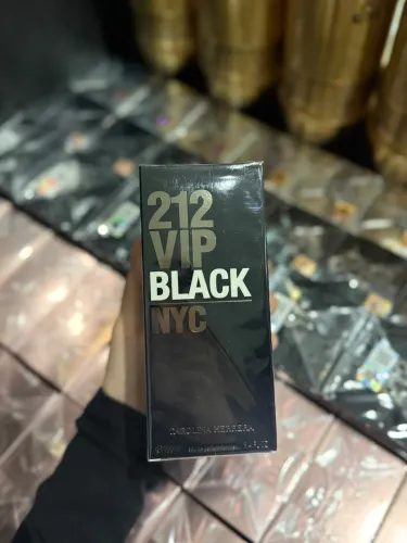 Perfume 212 vip black 100ml
