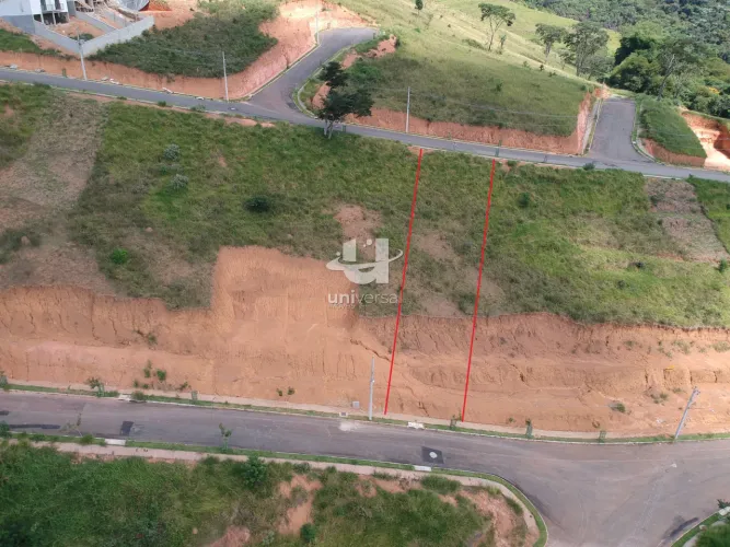 Terreno de 250 M² no Residêncial Santa Lola
