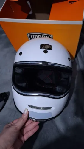Capacete Urban Bigbore branco vintage
