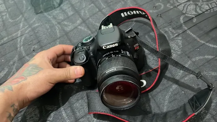 Camera canon eos t3i