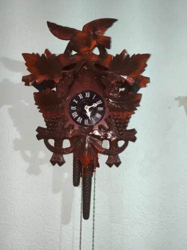 Relógio cuco de parede