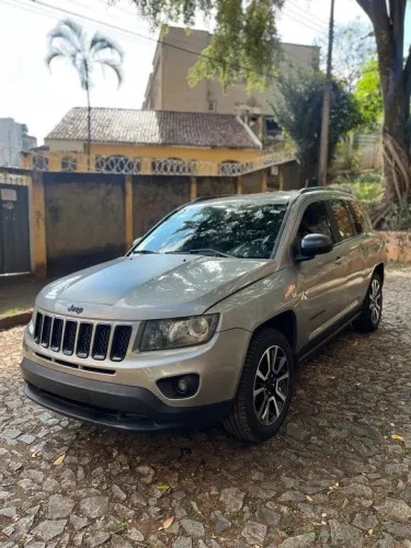 Jeep Compass Sport 2.0 16V 156cv 5P 2014