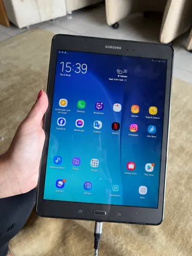 Samsung Tab A 9.7 com S pen / SM -P555M