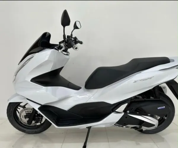 Honda PCX BRANCA
